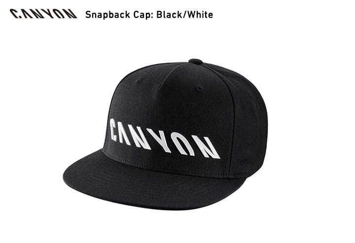 CANYON Snapback Cap:Black/White